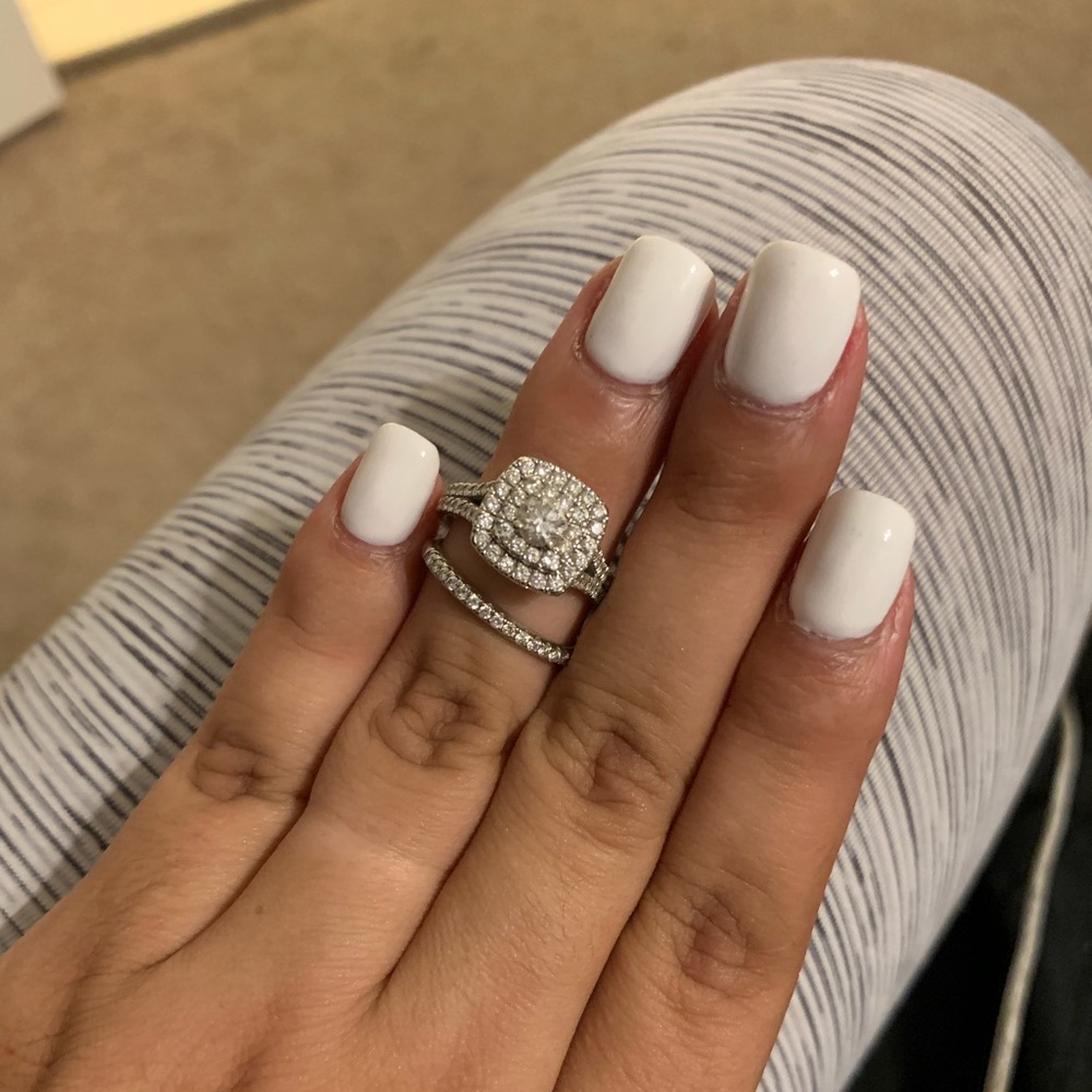 Bridal ring set - Picture 2 of 3